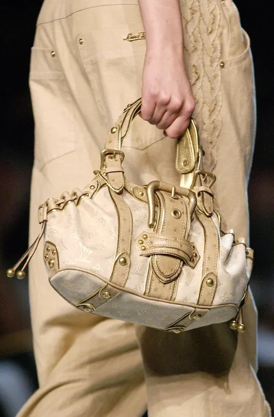 Look 10